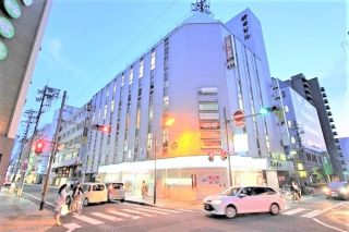 岡山市北区中山下1 / 店舗・事務所