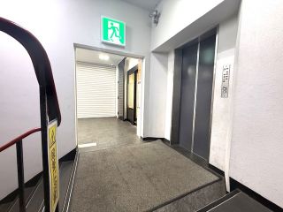 岡山市北区中山下1 -店舗・事務所