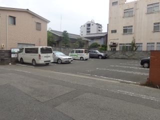 徳島市佐古四番町 駐車場