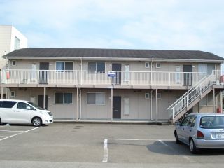 徳島市国府町府中 2LDKアパート