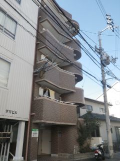 徳島市伊月町 1DKマンション