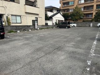 徳島市明神町 駐車場