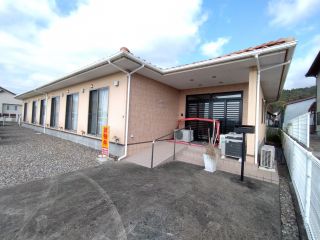 板野郡上板町西分 11LDK店舗