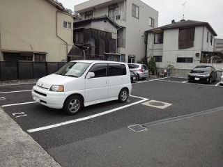 岡崎産業(株)の他の物件