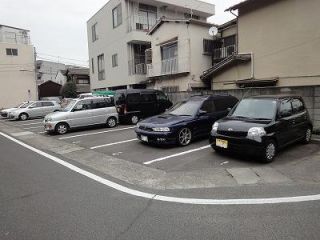 高松市亀岡町 駐車場