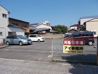 高松市塩上町 駐車場