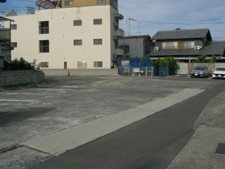 高松市東ハゼ町 駐車場