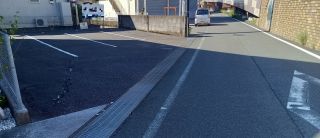 薊野西町2丁目駐車場