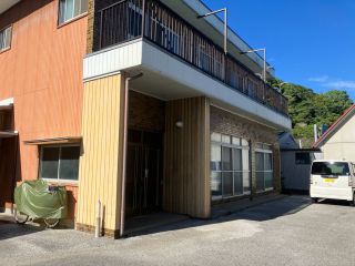 1110113-スーパー商店棟割りアパート